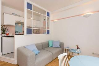 Private and Quiet Art Deco Apartment, Hackney E9 - 7