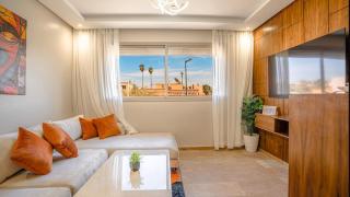 Stylish Gueliz Getaway, Terrace & Parking - 4