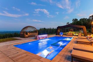 Pinnacle Pointe by Relaxtay 600 Acre Private Luxury Estate with Spa, Pool, Theater and Lake - 4