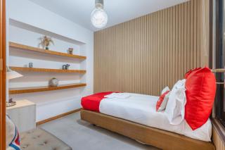 Sissi Lanço View 7 - 8