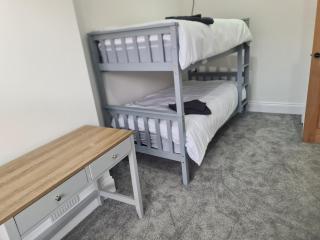 Pearce House-Brand New 3 bed-Sleeps 6-Garden - 1