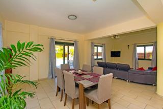 Villa Hermes by Villa Plus - 4