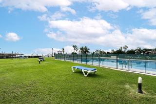 Beautiful frontline apartment - 4