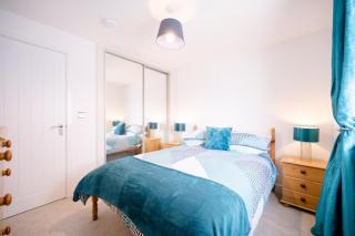 A Superb 5BR House near SZC - 1