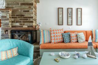 Waterfront Masterpiece - 9