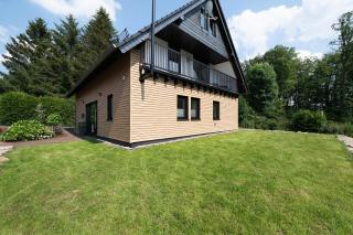 Design-Apartment mit Garten - 7