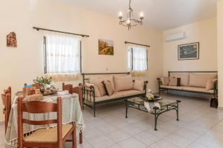 Peaceful Refuge In Mani 1 - 8