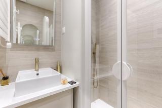 Appartement de charme 1BR Condorcet Saint-Georges - Paris - 2