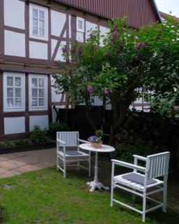 Beim Bildhauer Karl F - 1