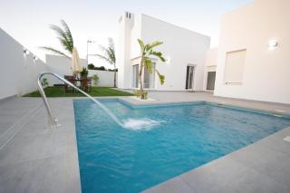 Chalet con piscina en Conil - 0