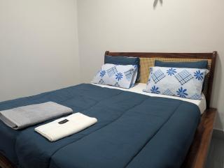 The Modern Hakuna Matata Apartment in Munyonyo - 1