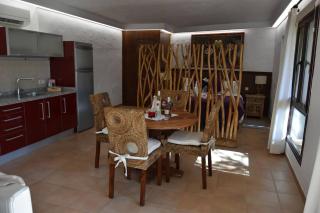 Relax in this Canary Islands Apartment with Breathtaking Mountain Views - 3