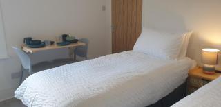 Deluxe Double Ensuite near Portslade Station - 2