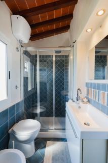 San Salvi Cozy Apartment - 8