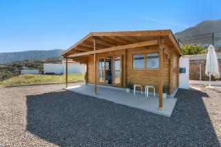 Alojamientos B y J - 8