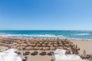 Deluxe Apartment with Jacuzzi - 6