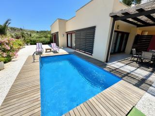 Villa with Private Pool - 9