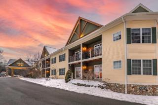 Mountain Edge Suites at Sunapee, an Ascend Collection Hotel - 8