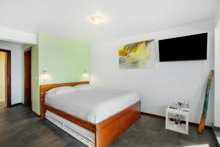 The Wave House - Seaside Haven - 9