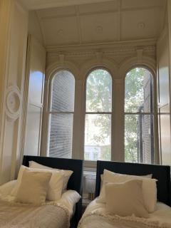 Newly refurbished - Awesome 3 bedroom Notting Hill very central with a balcony - 7