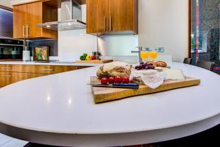 Luxury Home, spectacular grounds, pool & hot tub - 9