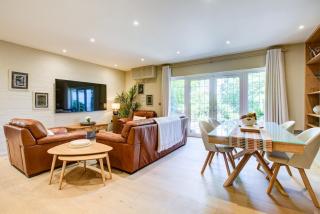 Luxury Home, spectacular grounds, pool & hot tub - 5