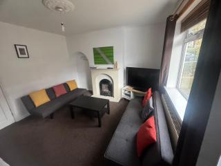 Cosy 3 Bedroom in Birmingham - 4