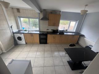 Cosy 3 Bedroom in Birmingham - 9