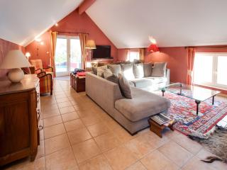 Luxury Pool Villa in Sosoye - 3