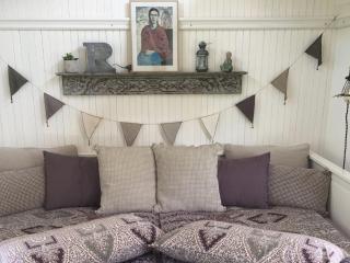 Romantikurlaub im Zirkuswagen - 8