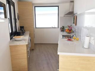 Daidas Beach House - with hot whirlpool in Famara - 1