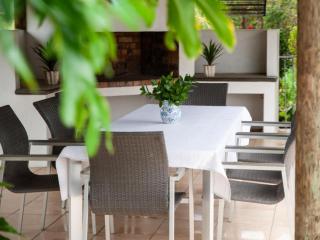 Paul René Manor House - 4