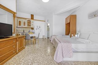 Benidorm Beach M y G - Benidorm - 8