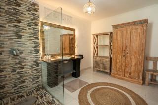 Private Tropical Bliss Villa, Newly Renovated - 1