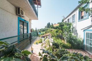 Andromaches large apartment 2 - 9