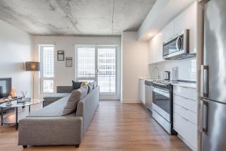 Downtown Montreal 1BR - Sleeps 4 - 1