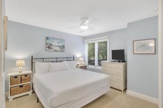 FR477: 477 Fiddlers Reach - 3