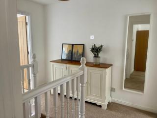 AwayOnBusiness Bassett House Southampton - 8