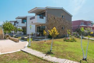 Mirage Arillas Studio Type A10 - 7