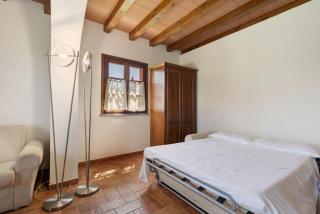 La Bettola Tavern Rooms Restaurant - 9