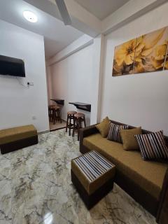 N A 63 Residence Transit Hotel - 4