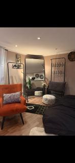 Mecanos Apartment and Garden - 4