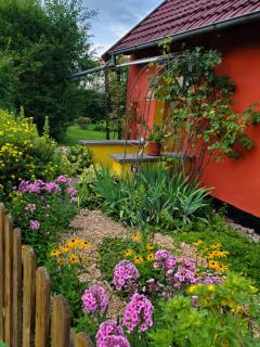 Villa Kunterbunt: Urgemütlich und fast perfekt - 8