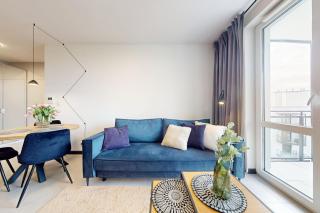 Velvet Sky Apartment Ac Balcony Parking - 1