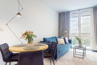 Velvet Sky Apartment Ac Balcony Parking - 2