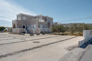 Seaview Double Room Perivolos Beach - 8