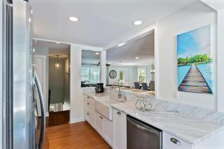 AV4-22: 4 22nd Avenue - 5