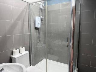 Casa Cove 2br Flat Free Parking, 5 Min To Hospital - 3