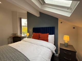 Casa Cove 2br Flat Free Parking, 5 Min To Hospital - 1