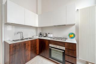 The Secret Door 12 - 3